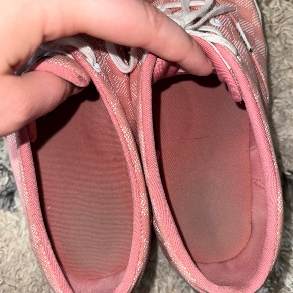 Vans Women's Pink and White Checkered Sneakers - Picture 8 of 9